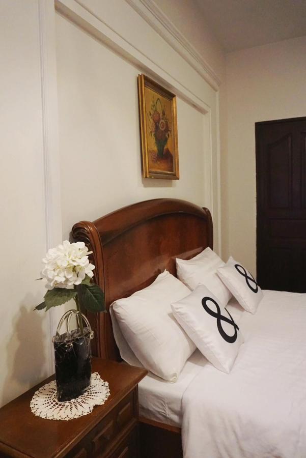 Manee Guesthouse And Record บ้านมานี Chiang Mai Exteriör bild
